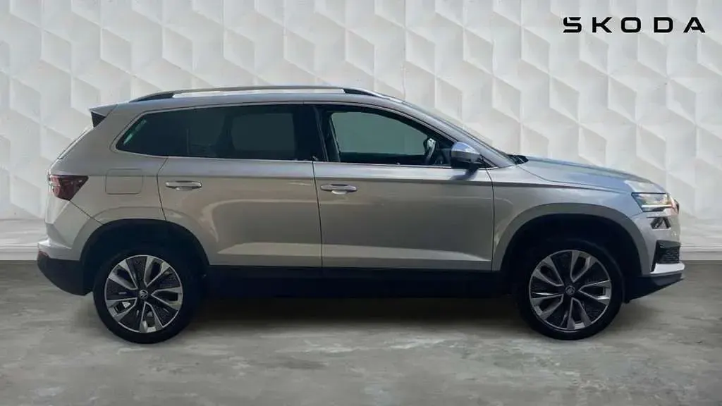 Used Skoda Karoq SE L 116 HP (85 kW) 2023 Brilliant silver metallic SUV