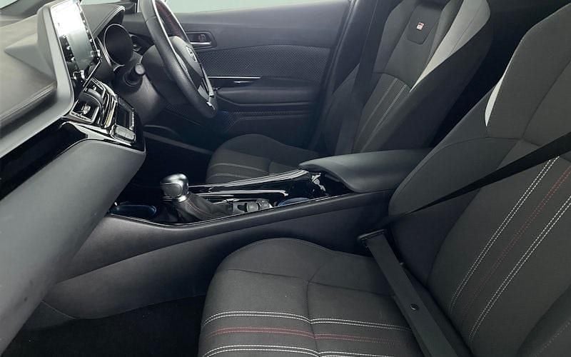 Used Toyota C-HR Sport 184 HP (135 kW) 2023 SUV