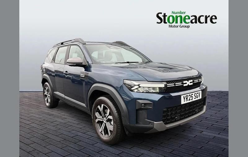 Blue Used 2025 Dacia Bigster Expression SUV | £24,750 (Good price) - Image 1/4