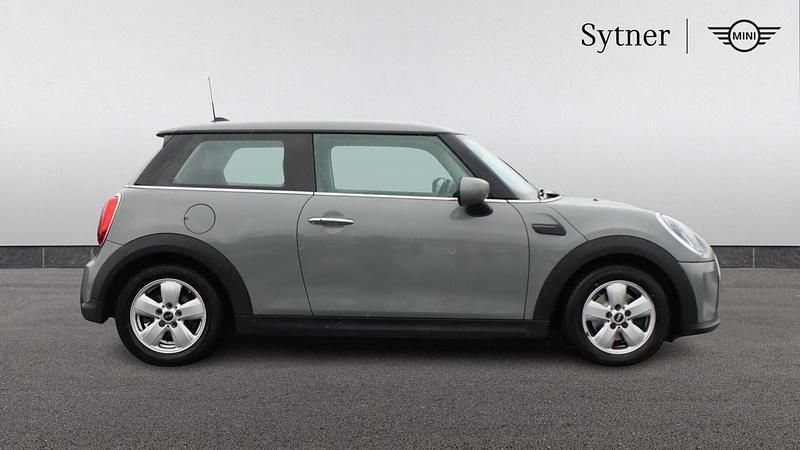 Used Mini ONE Classic 101 HP (74 kW) 2022 Grey Hatchback