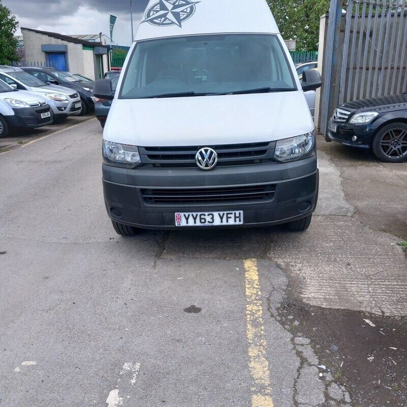 White Used 2014 VW Transporter Startline Van | £25,000 - Image 1/4
