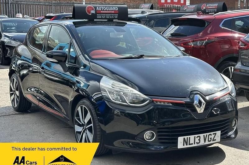 Used Renault Clio IV Dynamique 90 HP (66 kW) 2013 Black Hatchback
