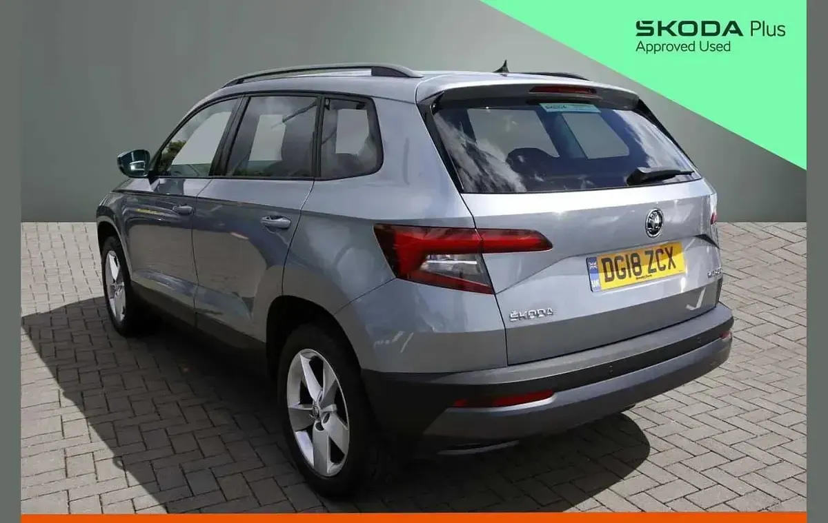 Used Skoda Karoq SE 113 HP (83 kW) 2018 Business grey metallic SUV