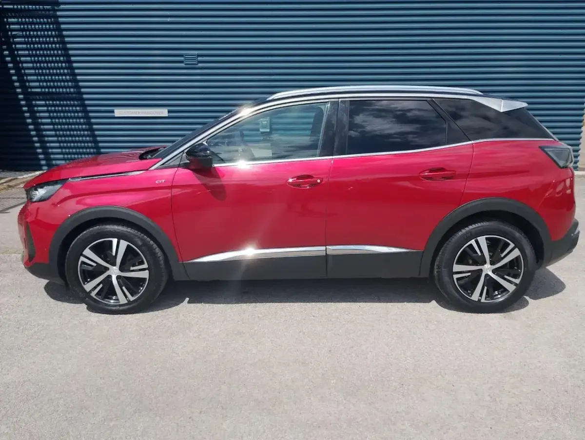 Used Peugeot 3008 GT 129 HP (94 kW) 2021 Red SUV