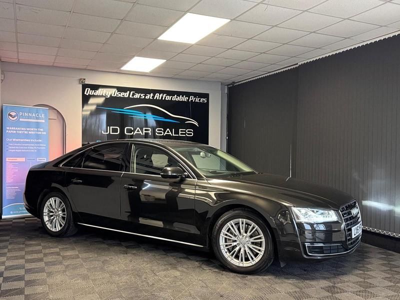 Used Audi A8 Advanced 262 HP (192 kW) 2016 Black Sedan