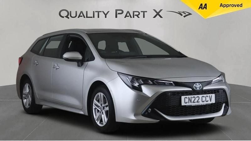 Silver Used 2022 Toyota Corolla Estate | £17,274 (Good price) - Image 1/4