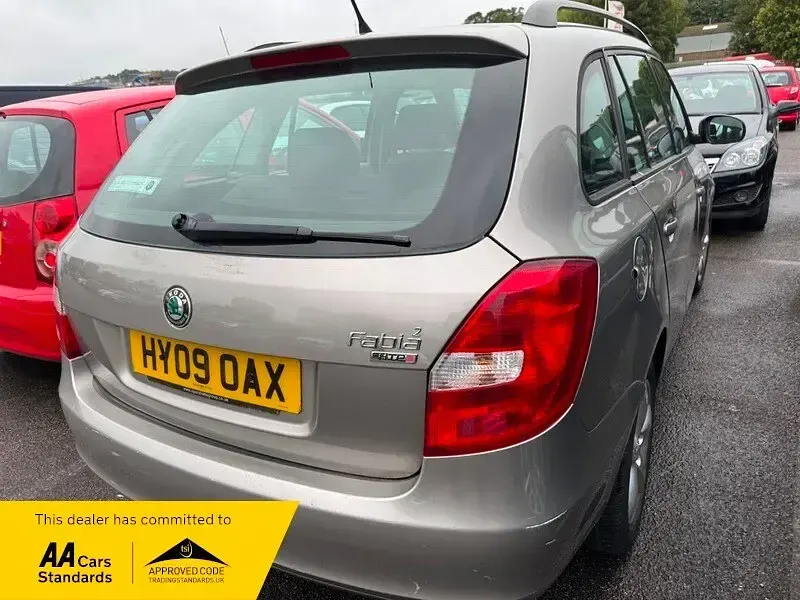 Used Skoda Fabia 2009 Beige Estate