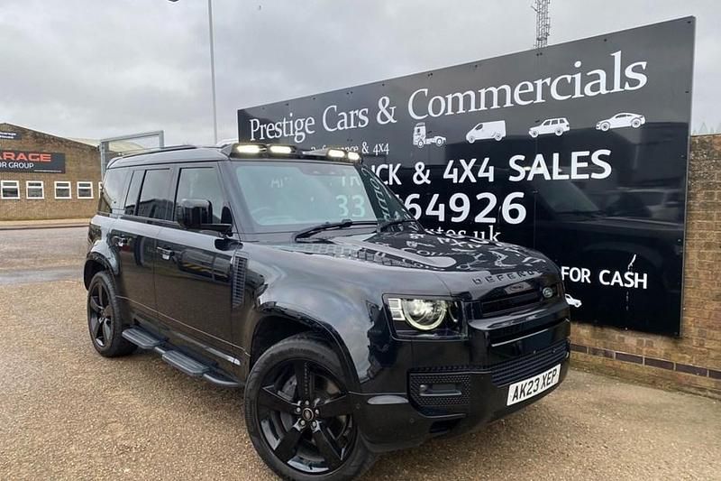 Usado Land Rover Defender SE Dynamic 2023 SUV