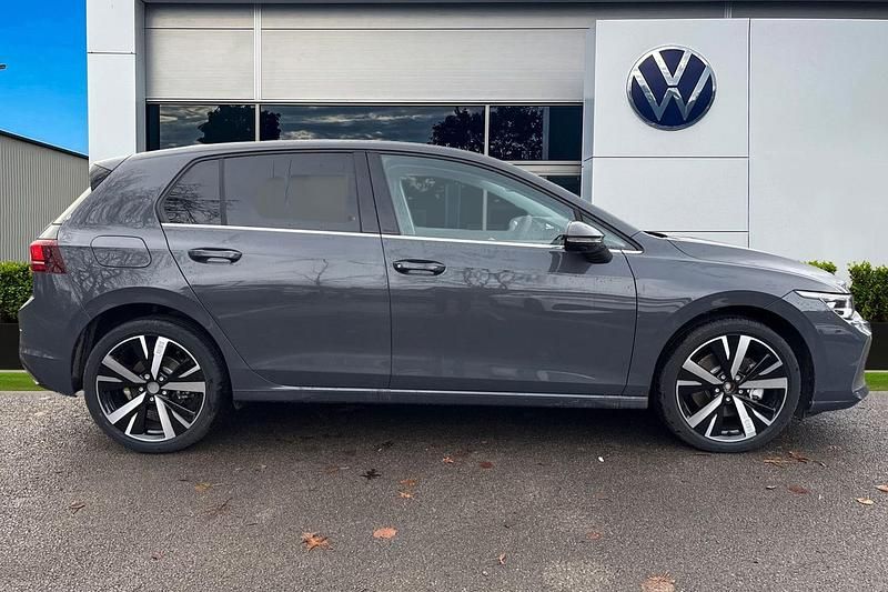 New VW Golf VIII Style 200 HP (147 kW) 2025 Grey Hatchback