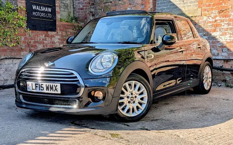 Used Mini Cooper Hatch 136 HP (100 kW) 2015 Hatchback