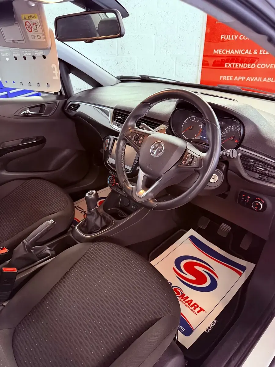 Used Vauxhall Corsa 2015 White Hatchback
