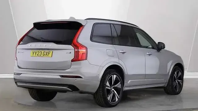 Used Volvo XC90 Plus 235 HP (172 kW) 2023 SUV