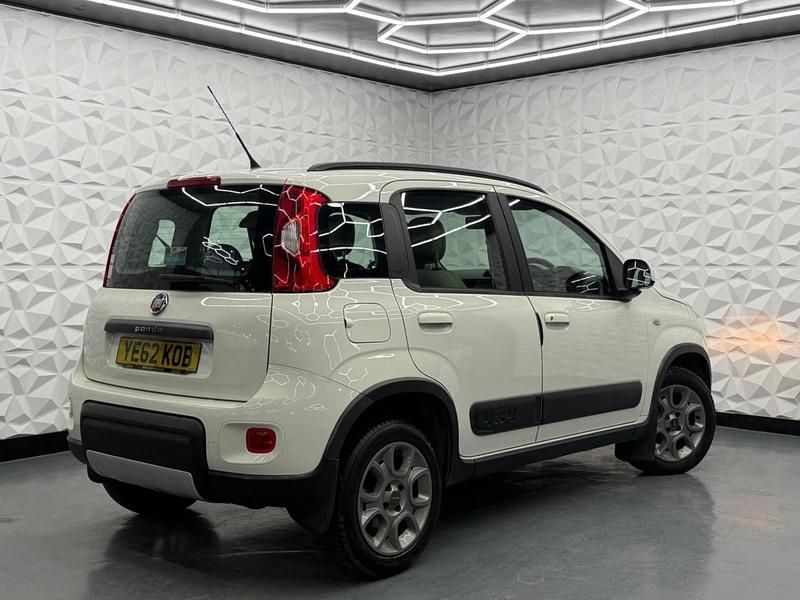 Used Fiat Panda 4x4 S 85 HP (62 kW) 2012 White Hatchback