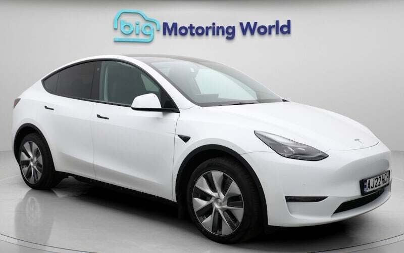 Used 2023 Tesla Model Y Long Range SUV | £25,000 (Super price) - Image 1/4