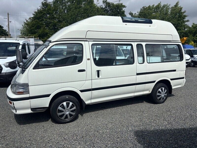 Image 3/4
