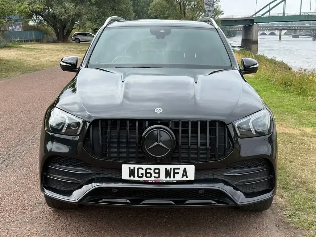 Used Mercedes GLE300 AMG Line Premium 245 HP (180 kW) 2020 Black SUV