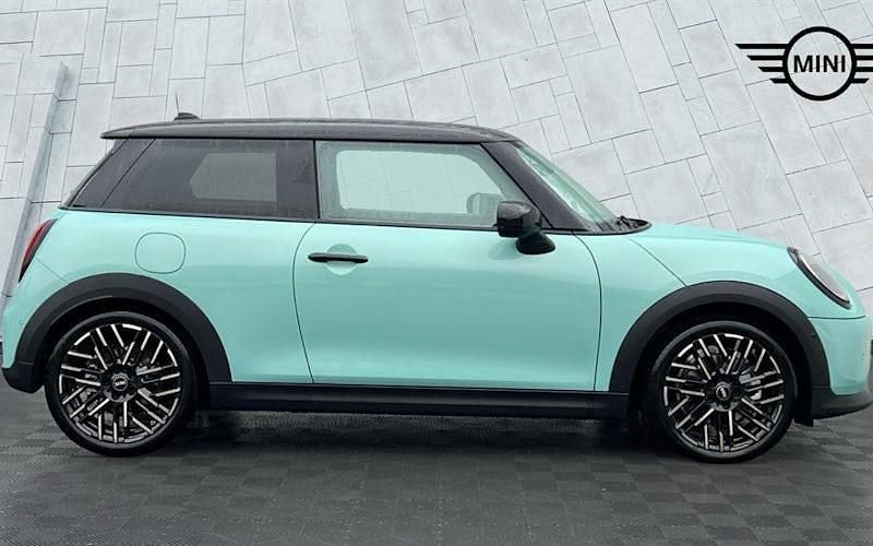 New Mini Cooper Hatch 114 kW (156 HP) 2025 Green Hatchback
