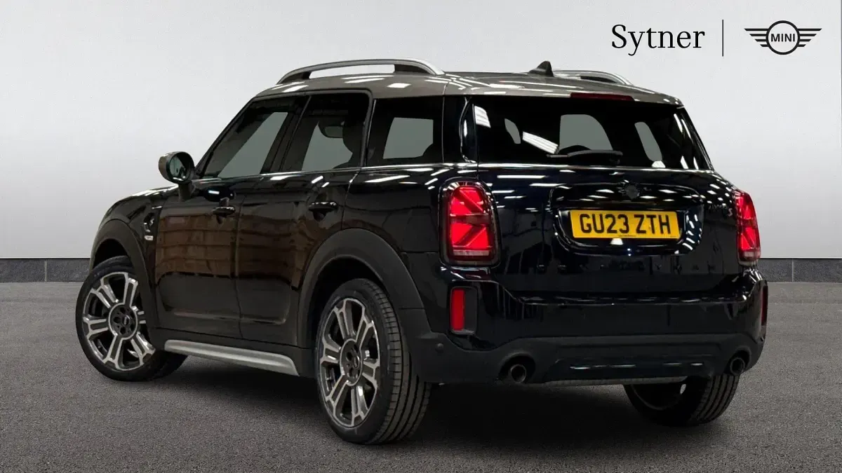 Used Mini Cooper S Countryman Exclusive 176 HP (129 kW) 2023 Black SUV