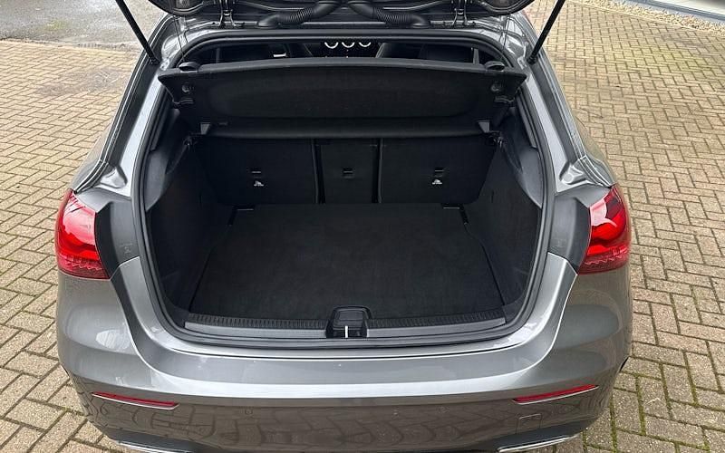 Used Mercedes A200 AMG Line Premium Plus 150 HP (110 kW) 2025 Grey Hatchback