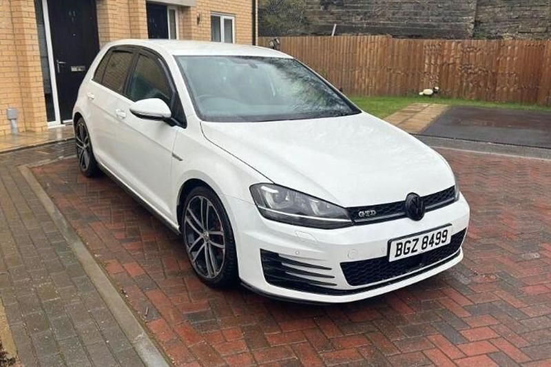 Used VW Golf VII GTD 2016 White Hatchback