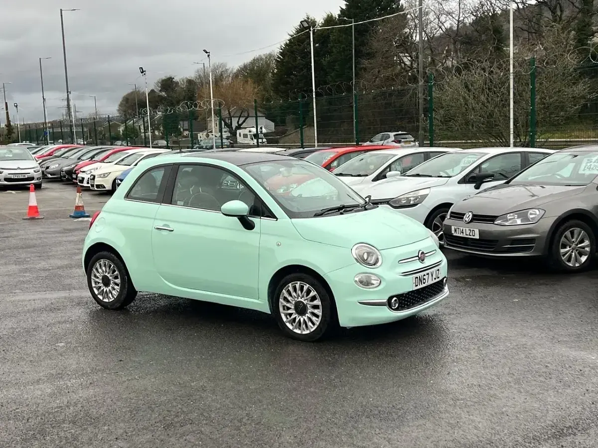 Used Fiat 500 Lounge 69 HP (50 kW) 2017 Green Hatchback