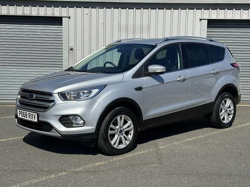 Used Ford Kuga Zetec 120 HP (88 kW) 2019 Silver SUV