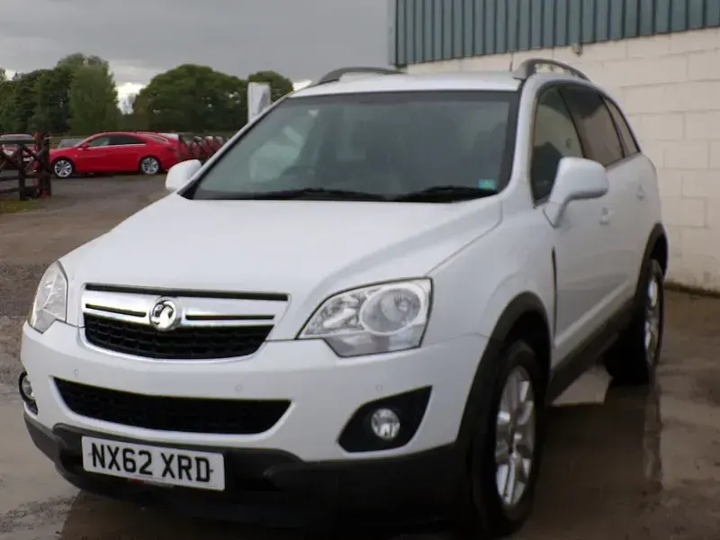 Used Vauxhall Antara 2012 White SUV