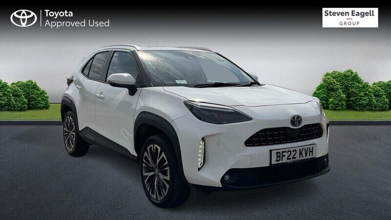 White Used 2022 Toyota Yaris Hybrid Hatchback | £22,514 - Image 1/4