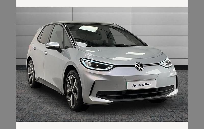 Used VW ID.3 Pro 147 kW (200 HP) 2025 Silver Hatchback