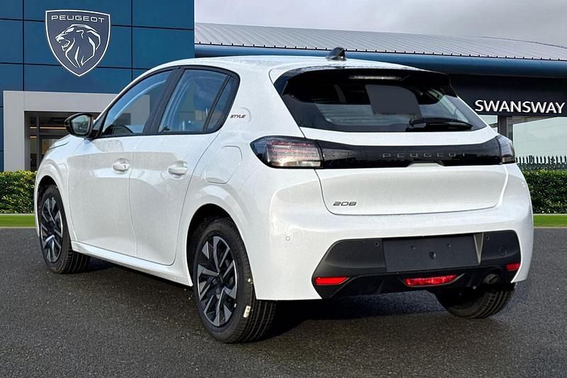 New Peugeot 208 Style 101 HP (74 kW) 2026 White Hatchback