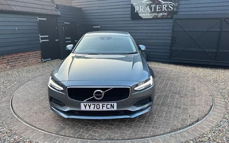 Used Volvo S90 Momentum 190 HP (139 kW) 2019 Sedan