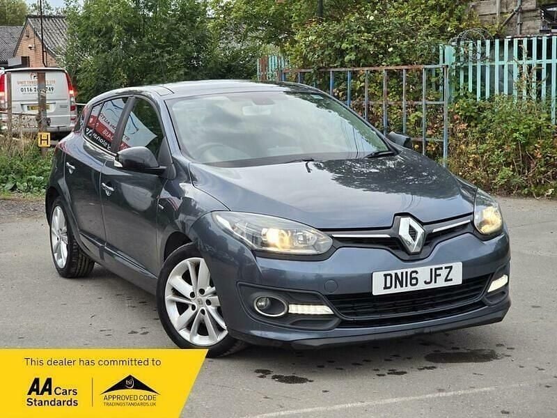 Grey Used 2016 Renault Mégane IV LIMITED Hatchback | £3,150 (Good price) - Image 1/4
