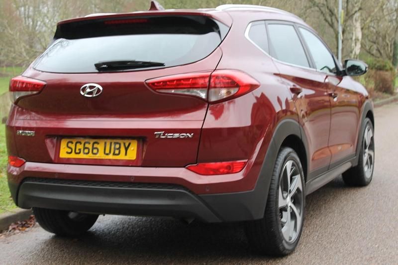 Used Hyundai Tucson Premium 2016 Red SUV