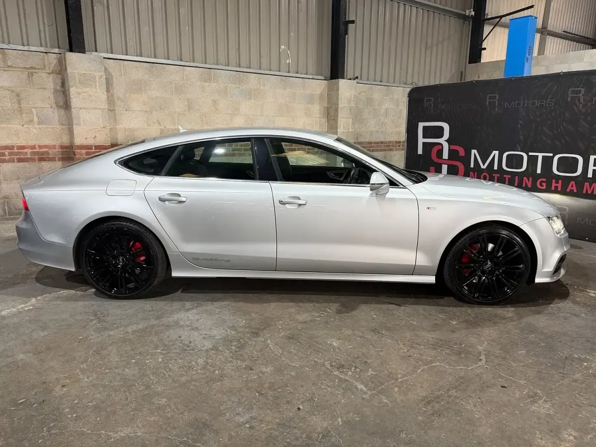 Used Audi A7 S-Line 2011 Silver Hatchback