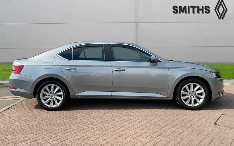 Used Skoda Superb SE Technology 150 HP (110 kW) 2019 Hatchback