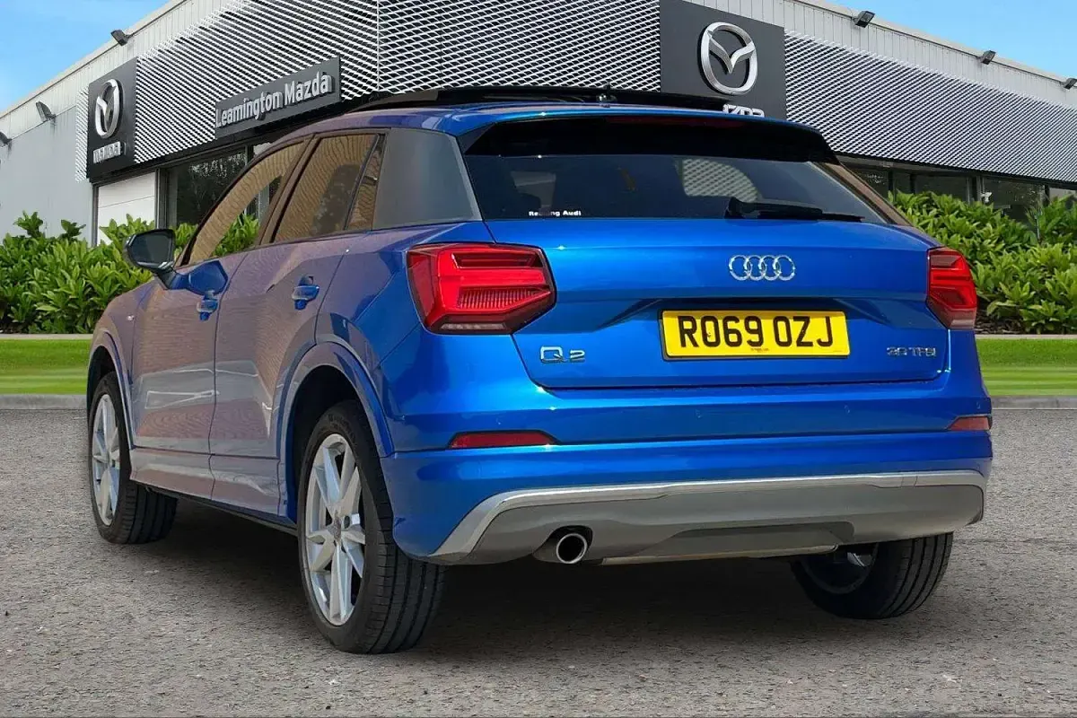 Used Audi Q2 S-Line 150 HP (110 kW) 2020 Blue SUV