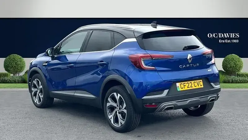 Used Renault Captur R.S. 140 HP (102 kW) 2022 Blue/black SUV