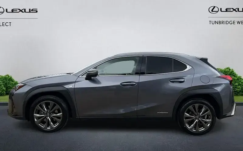 Used Lexus UX 250h Sport Line 184 HP (135 kW) 2022 SUV