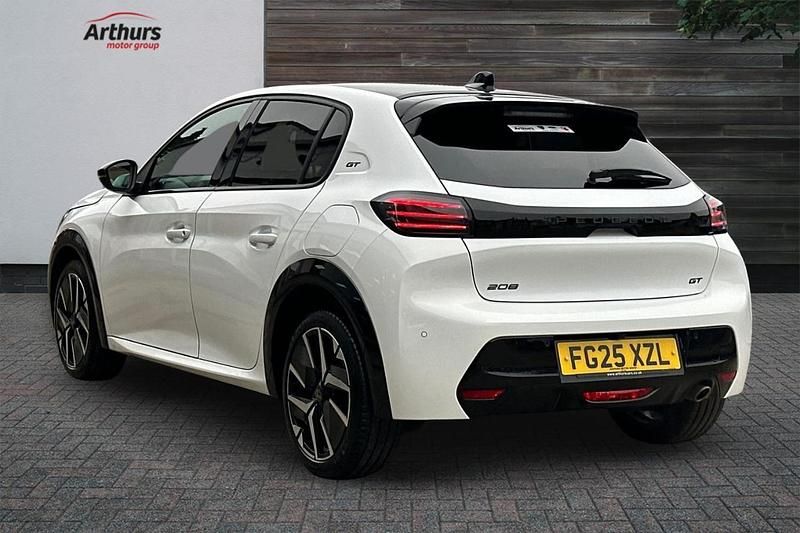 Used Peugeot 208 GT 99 HP (72 kW) 2025 White Hatchback
