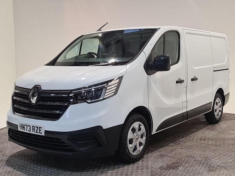 Used Renault Trafic 130 HP (95 kW) 2023 White MPV
