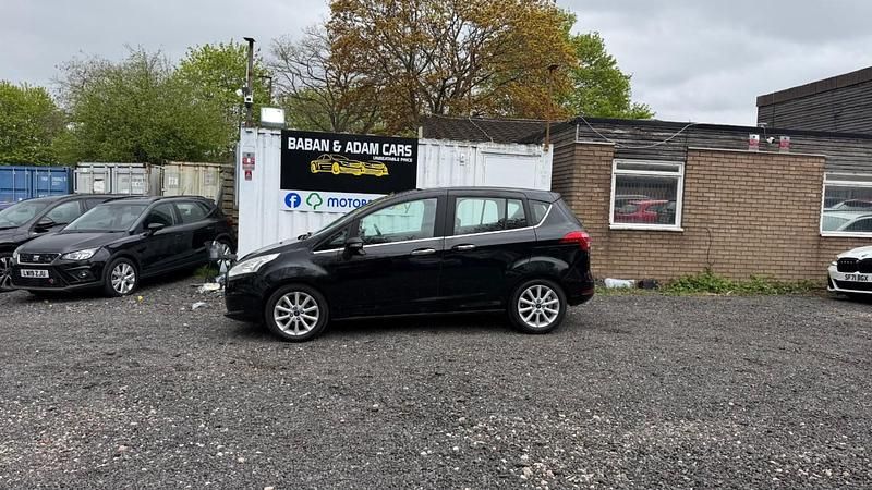 Używany Ford B-MAX Zetec 2017 Czarny Minivan