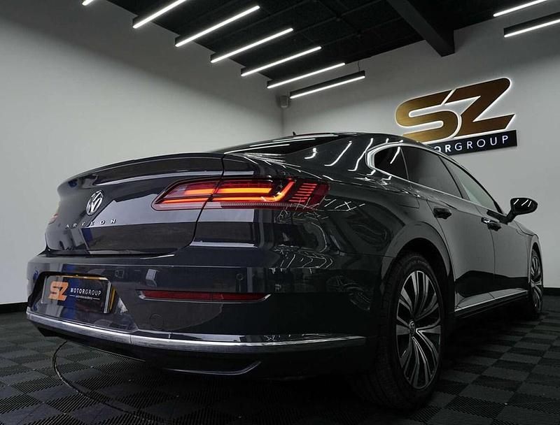 Used VW Arteon Elegance 190 HP (139 kW) 2019 Grey Hatchback