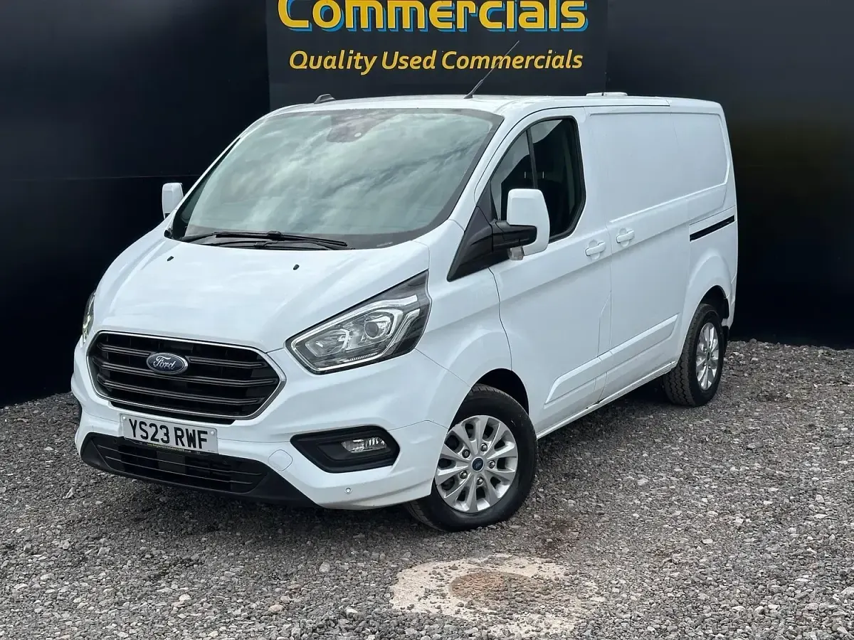 Used Ford Transit Custom Limited 130 HP (95 kW) 2023 White Van