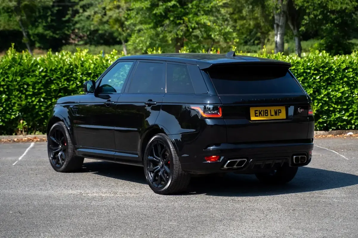 Used Land Rover Range Rover Sport SVR 575 HP (422 kW) 2018 Black SUV