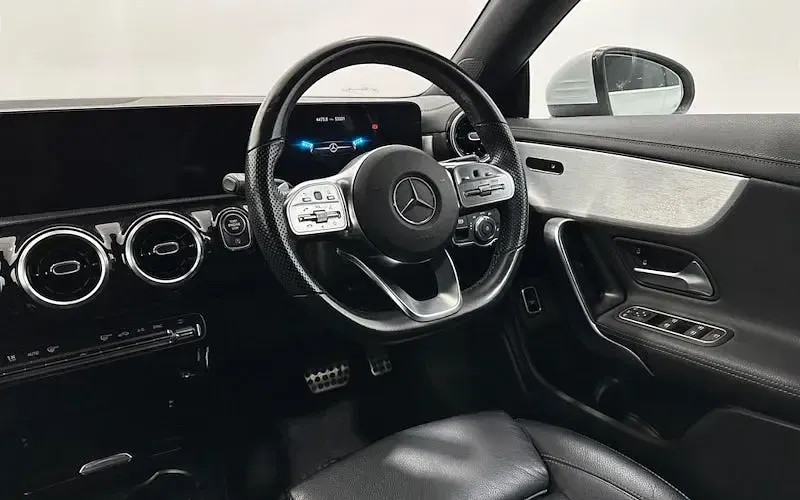 Used Mercedes CLA180 AMG line 136 HP (100 kW) 2021 White Coupe
