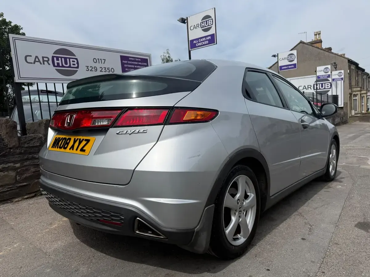 Used Honda Civic ES 140 HP (102 kW) 2008 Silver Hatchback
