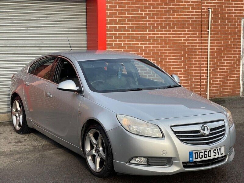 Silver Used 2010 Vauxhall Insignia SRi Hatchback | £2,095 - Image 1/4