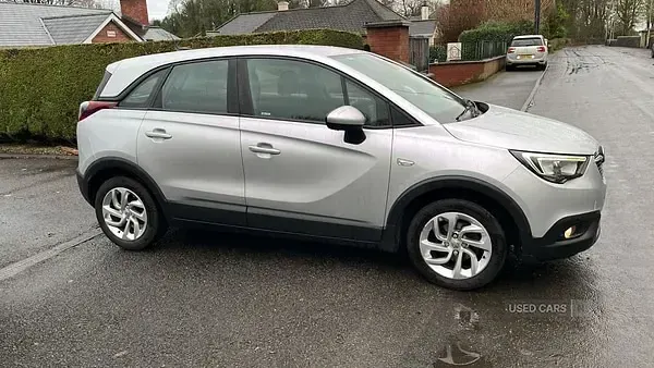Used Vauxhall Crossland X S 99 HP (72 kW) 2018 Silver SUV