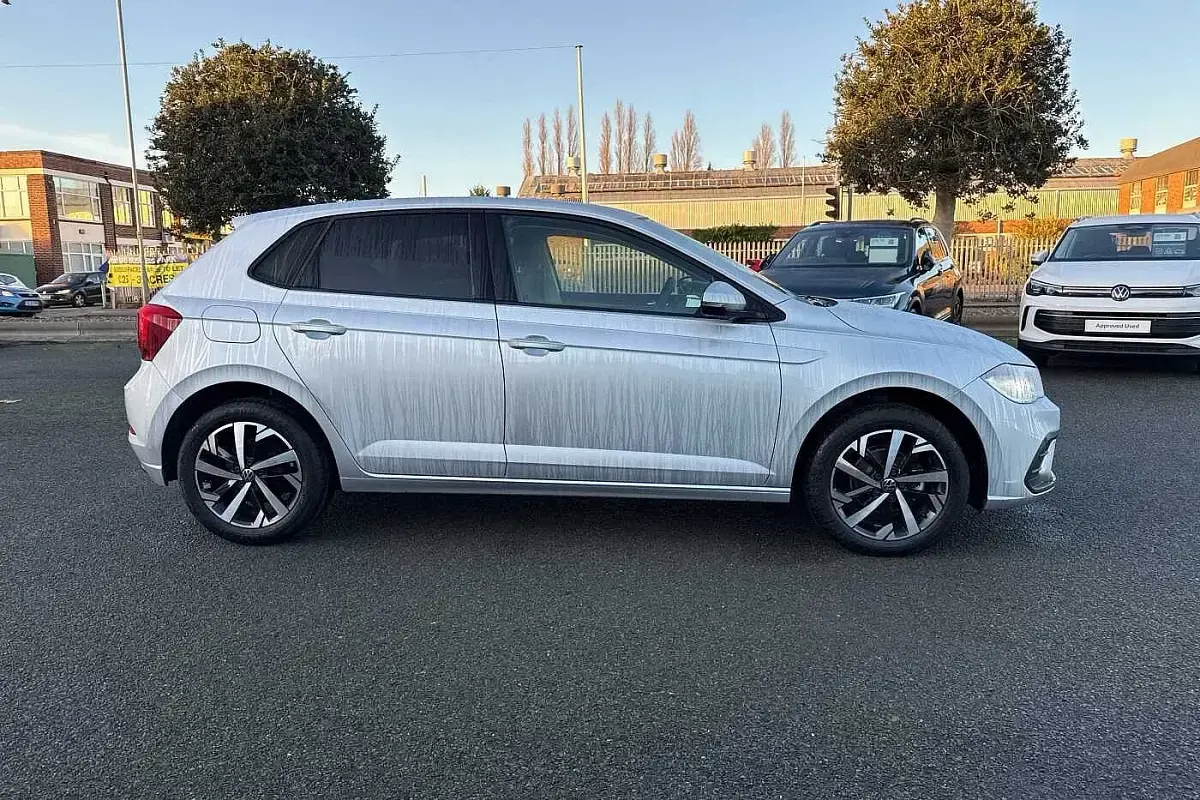 Used VW Polo Match 95 HP (69 kW) 2025 Reflex silver Hatchback