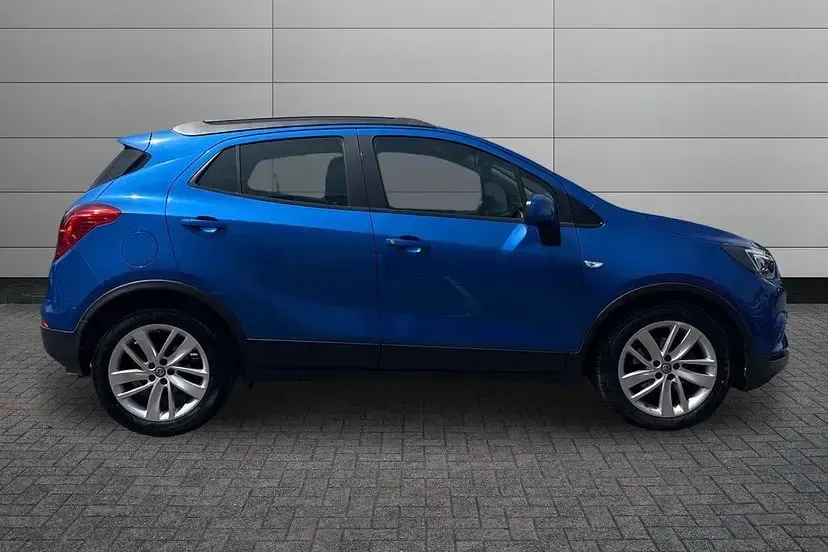 Used Vauxhall Mokka X Active 140 HP (102 kW) 2018 Boracay blue SUV